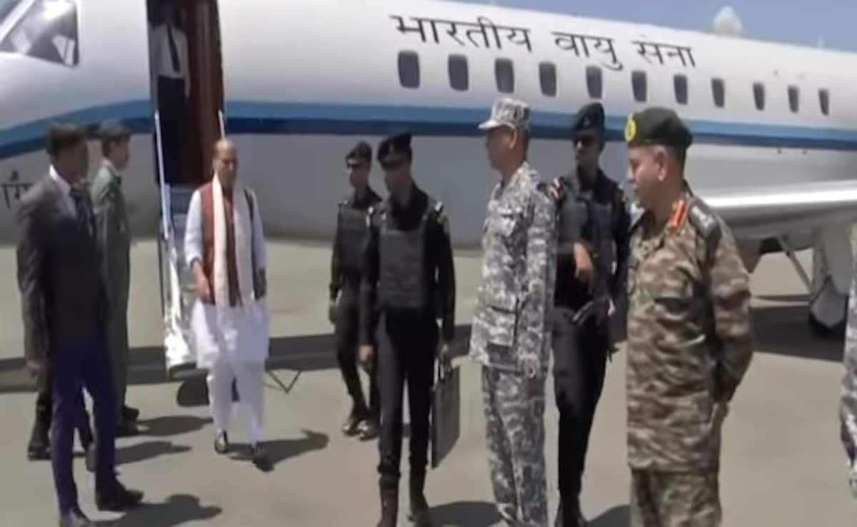 Defence Minister Rajnath Singh In Srinagar, Meets Army Troops