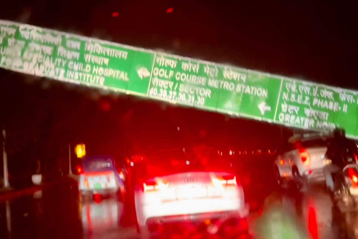 From Dust Storm To Hailstorm: Sudden Weather Chaos Hits Delhi-NCR, Visuals Go Viral