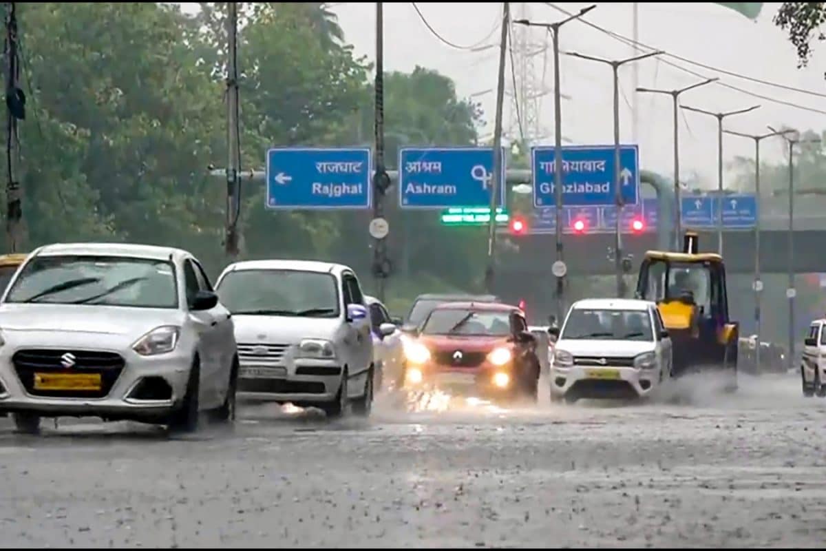 Stormy Sunday Likely In Delhi, Thunderstorms In Several States | Weather Updates