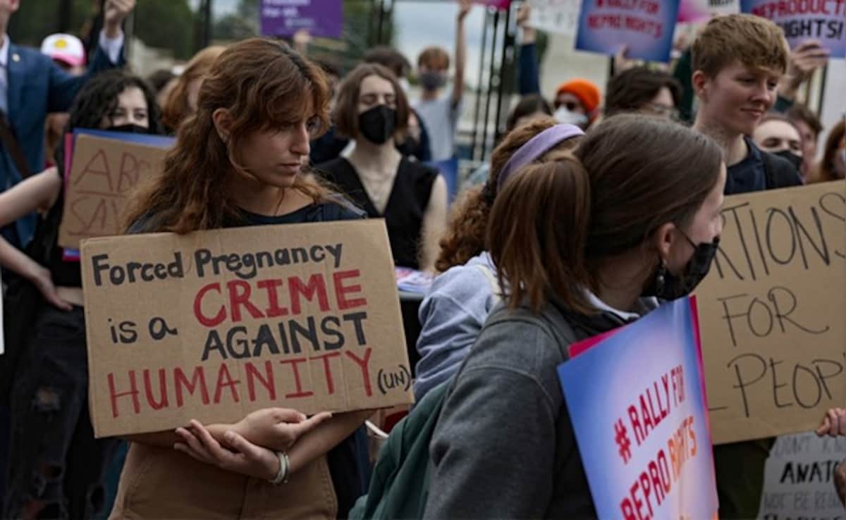 Brain-Dead Woman Forced To Carry Fetus To Birth In US Because Of Abortion Ban