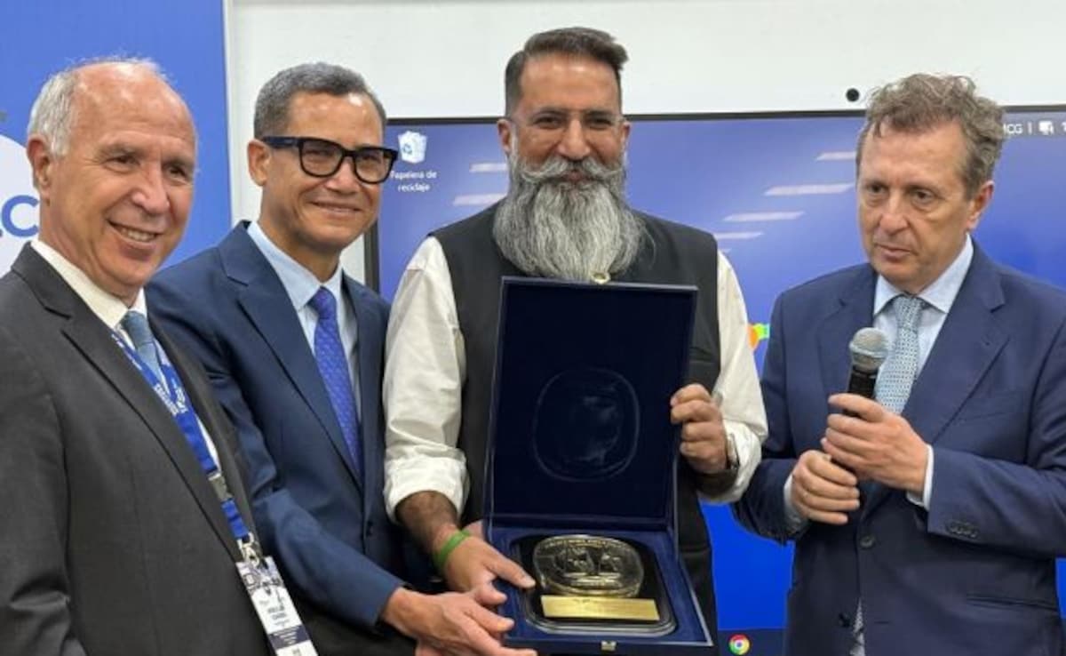 Bhuwan Ribhu Becomes First Indian Lawyer To Receive World Law Congress Honour For Child Rights