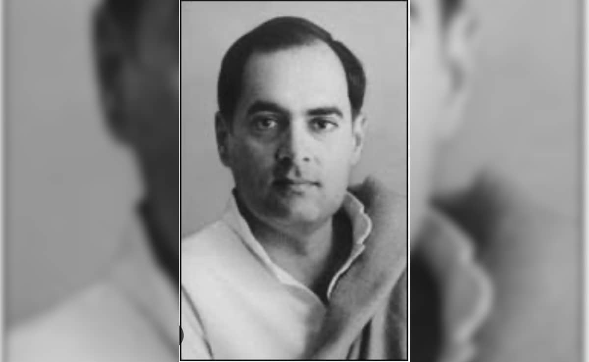 PM Modi Pays Tributes To Rajiv Gandhi On Death Anniversary