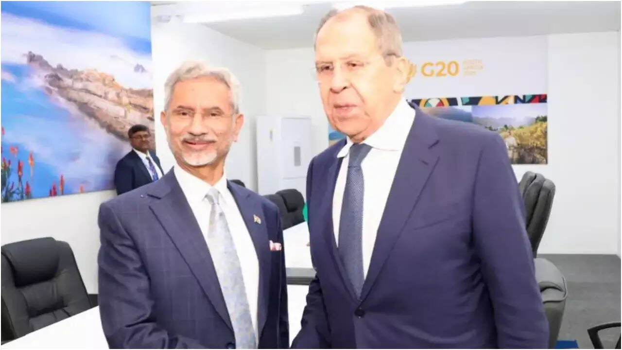Russia’s Lavrov speaks to Jaishankar amid rising India-Pak tensions