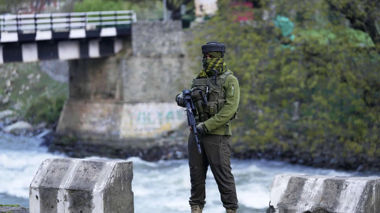 Encounter under way between security forces and terrorists in J&K’s Awantipora