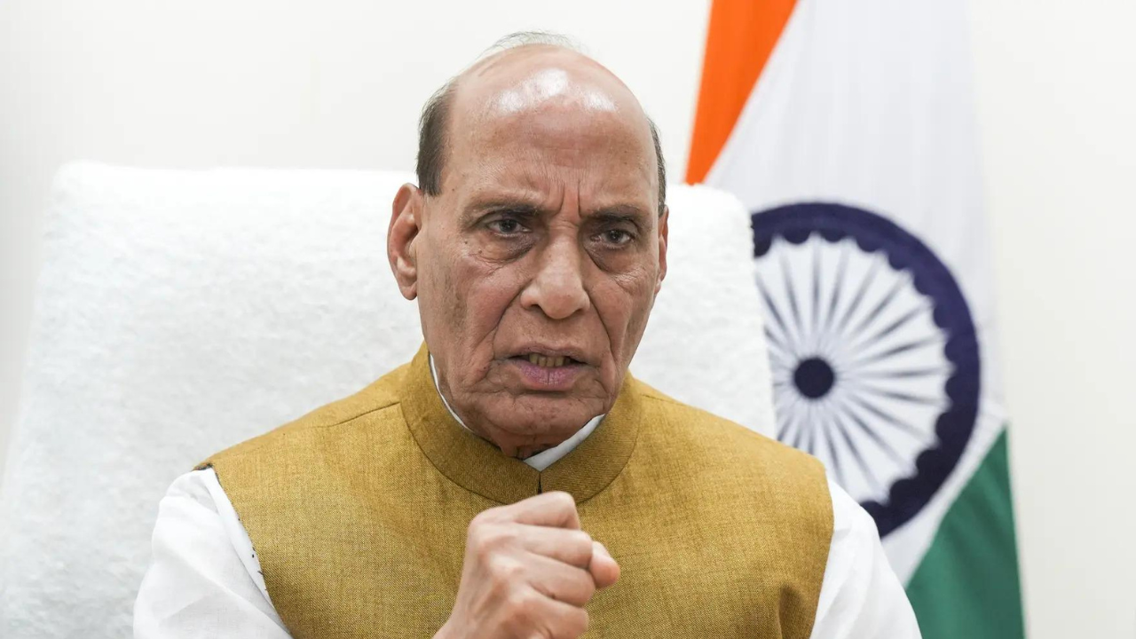 ‘Pakistan ko andhere mein ujala dikhaya’: Rajnath’s praise for IAF on Op Sindoor