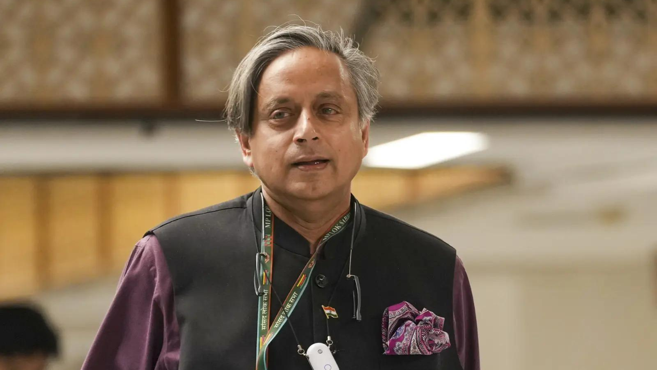 ‘Why does Rahul hate those who speak for India?’ BJP slams Cong for excluding Tharoor