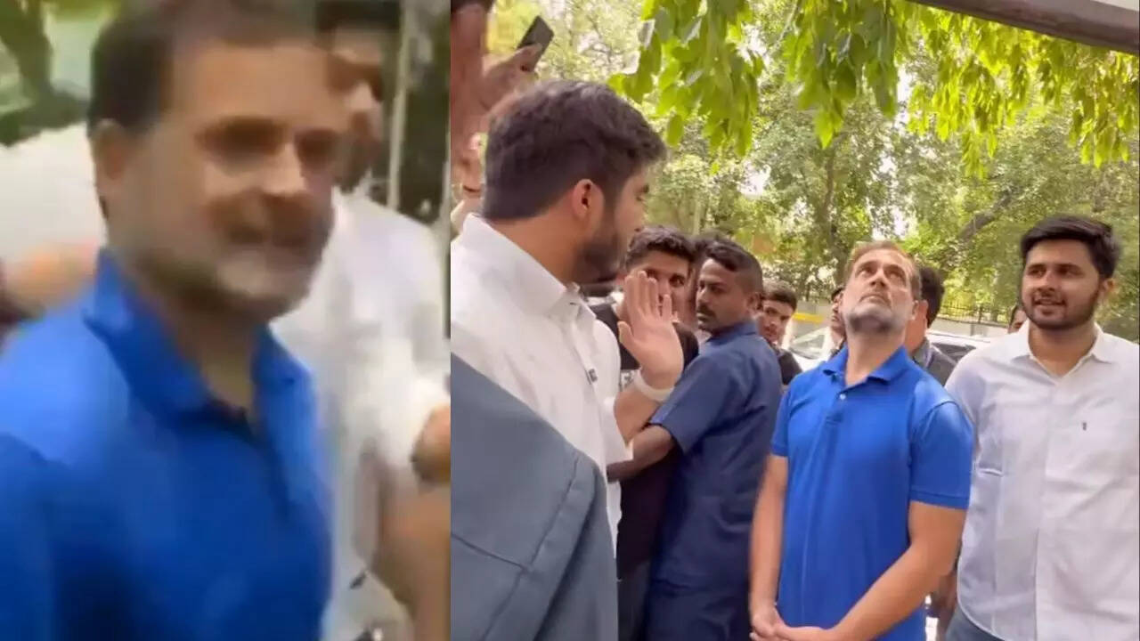 Rahul Gandhi visits Delhi University unannounced, leaves officials & ABVP fuming
