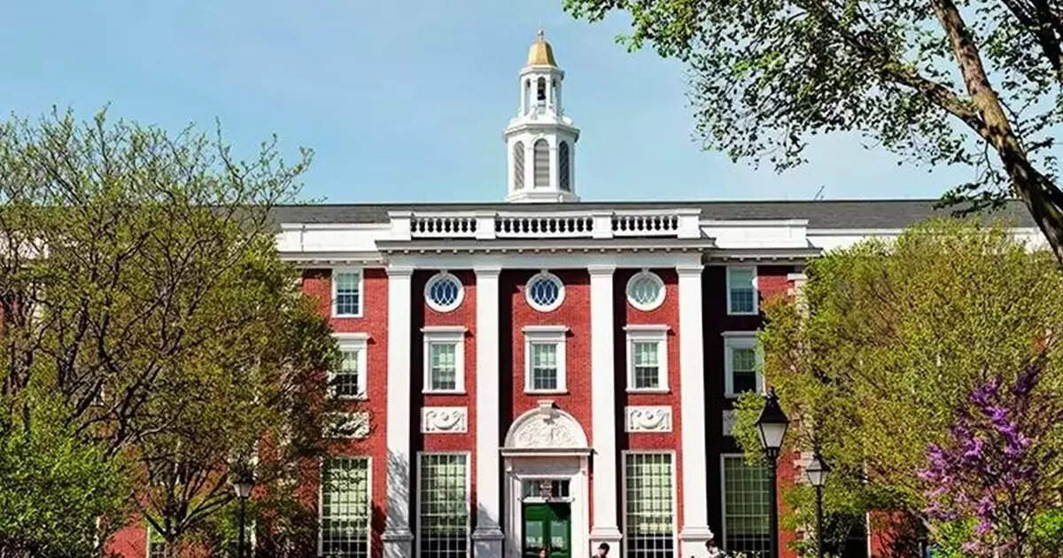 Trump administration moves to cut 0 m in federal contracts for Harvard