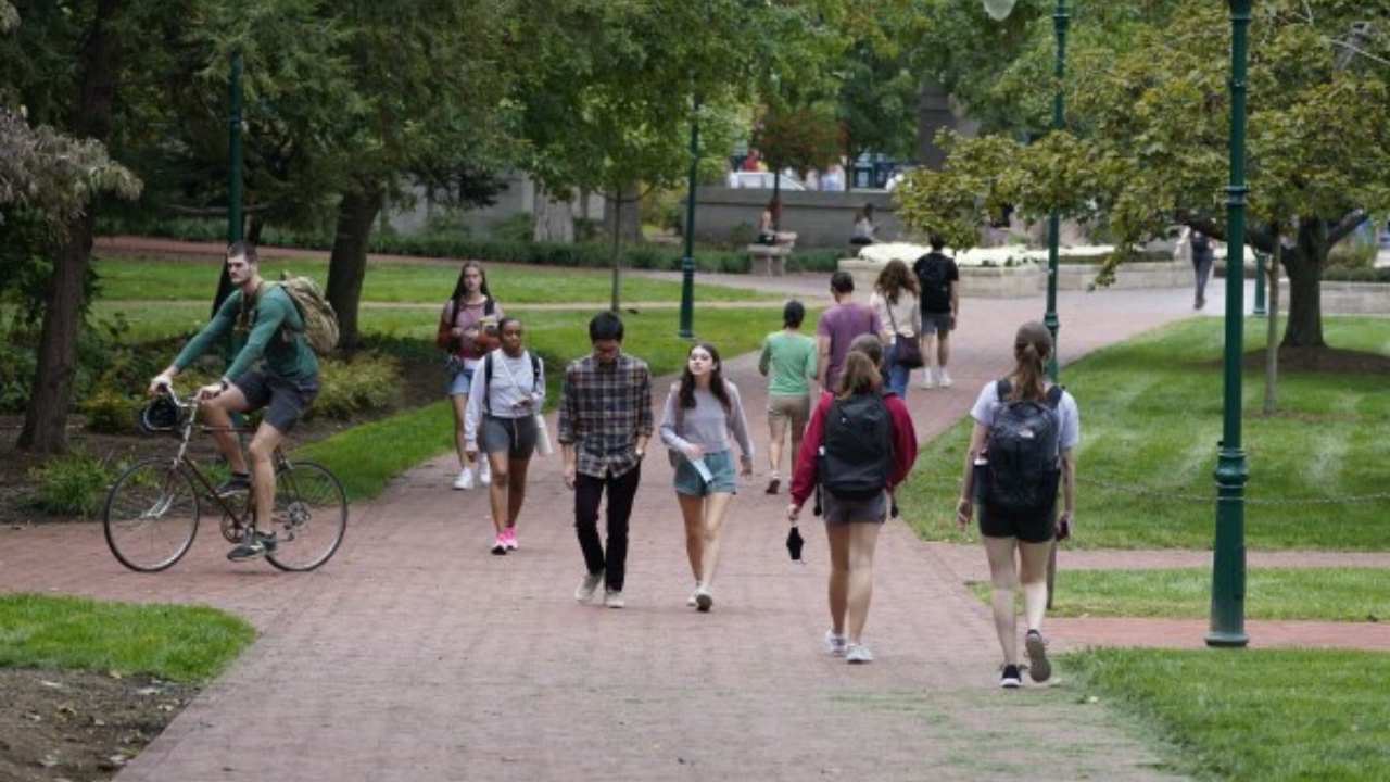 US halts new student visa interviews amid plans for social media screening