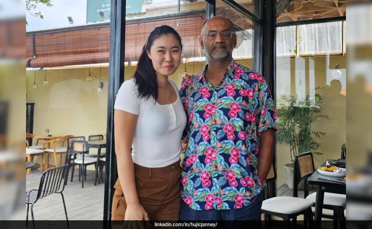 Woman Blames Manager For Viral LinkedIn Post Misidentifying DBS Bank’s Ex-CEO