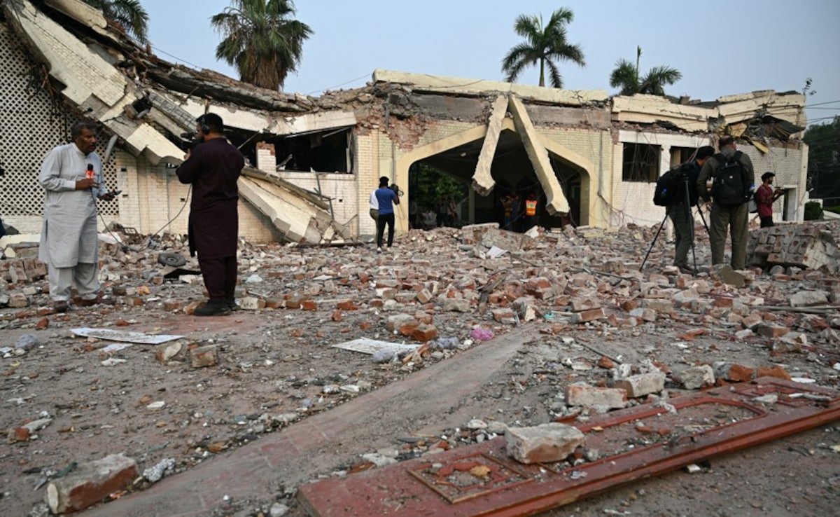 “Op Sindoor Still On… Will Hit Back If Pak Escalates”: Rajnath Singh At All-Party Meet