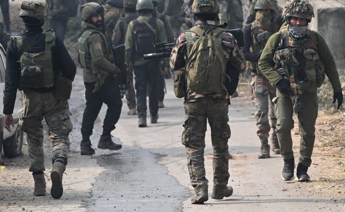 Encounter In J&K’s Kishtwar, Terrorists Trapped After Army Ops