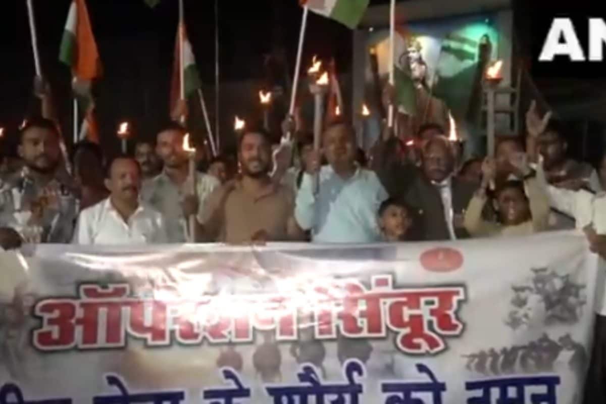 Operation Sindoor: Locals Hold Torch Rally In Nagpur To Honour Indian Army | Video
