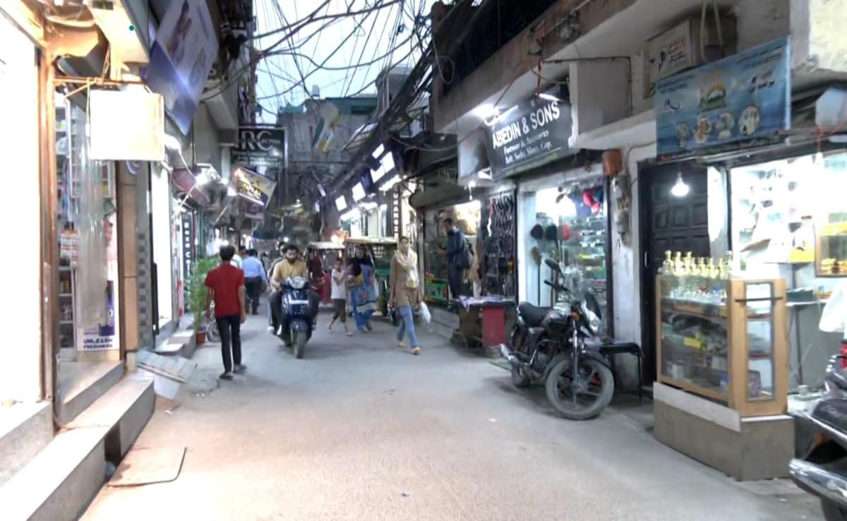 “Why Target Us?” Fear In Delhi’s Batla House As Demolition Deadline Looms