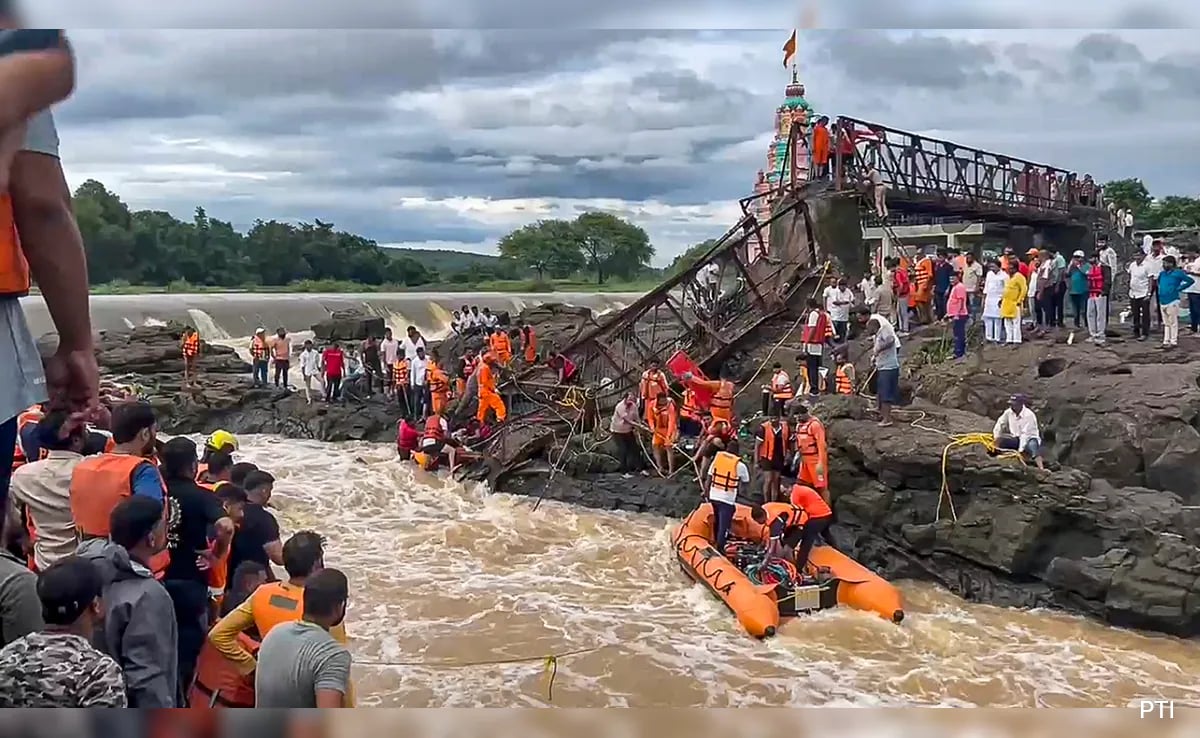 “Structure Shook For 5 Minutes”: Witnesses Recount Pune Bridge Collapse