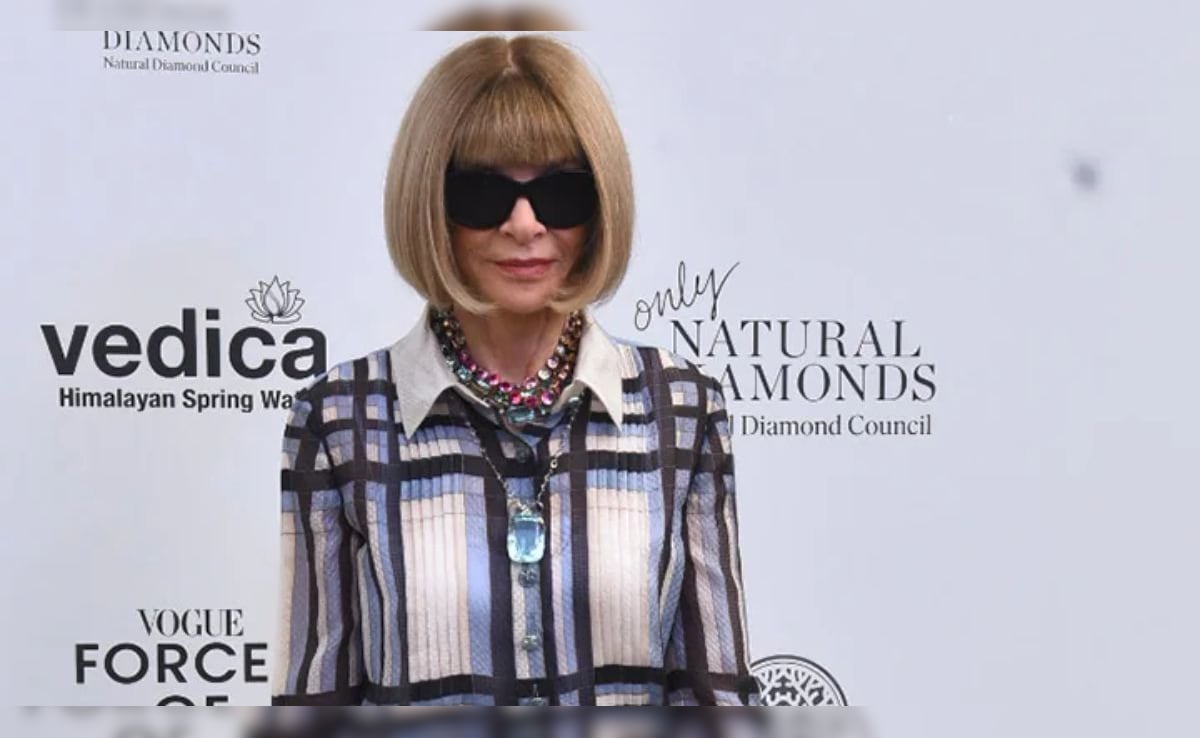 Anna Wintour Steps Down As Editor Of US Vogue After 37 Years