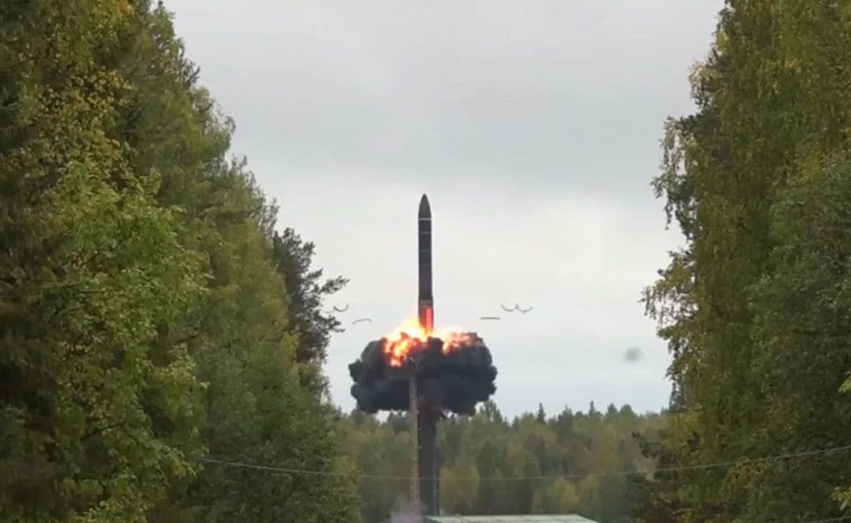 AI For Nuclear Launch Decision Is “True Doomsday Scenario”: Study