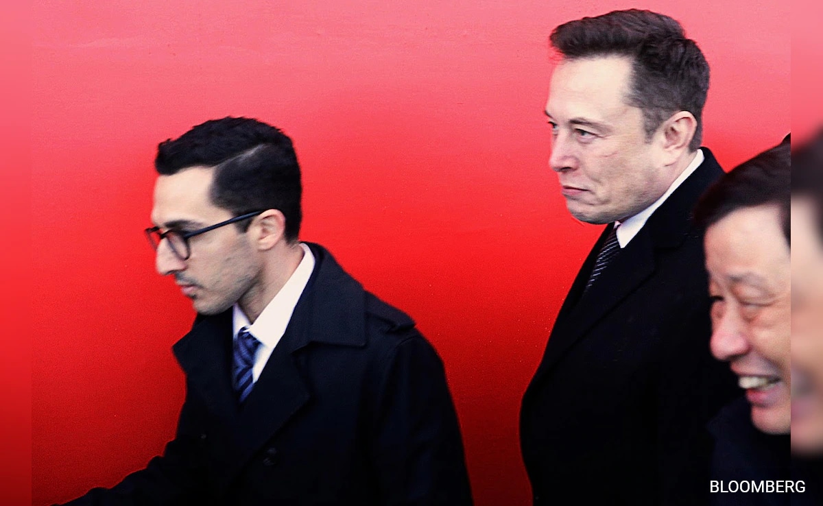 Elon Musk’s Closest Confidant, Tesla’s Senior Executive Quits