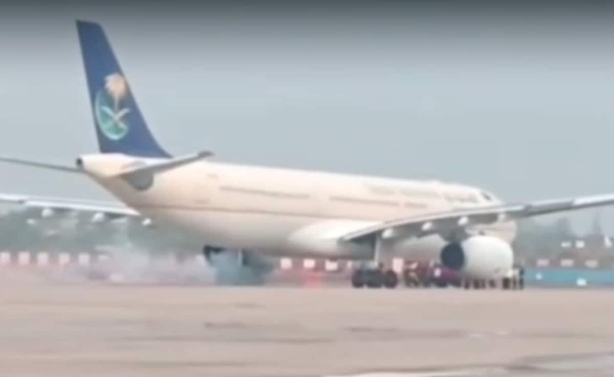 Saudi Flight With Hajj Pilgrims Lands Safely In Lucknow After Technical Snag