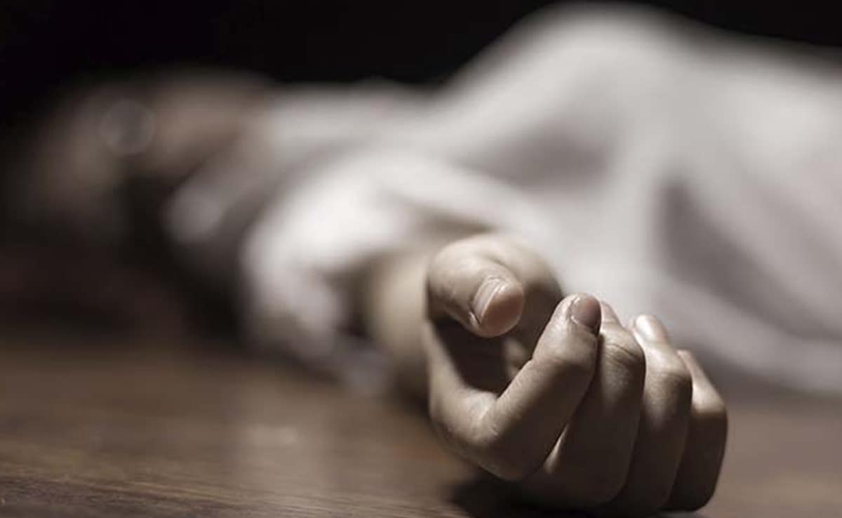 UP Man Performs Symbolic Wedding With Dead Dead Before Her Cremation