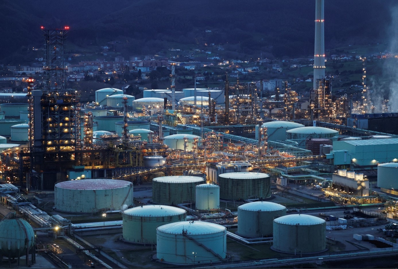 Oil Prices Jump, Asian Markets Plunge As Middle East Crisis Escalates