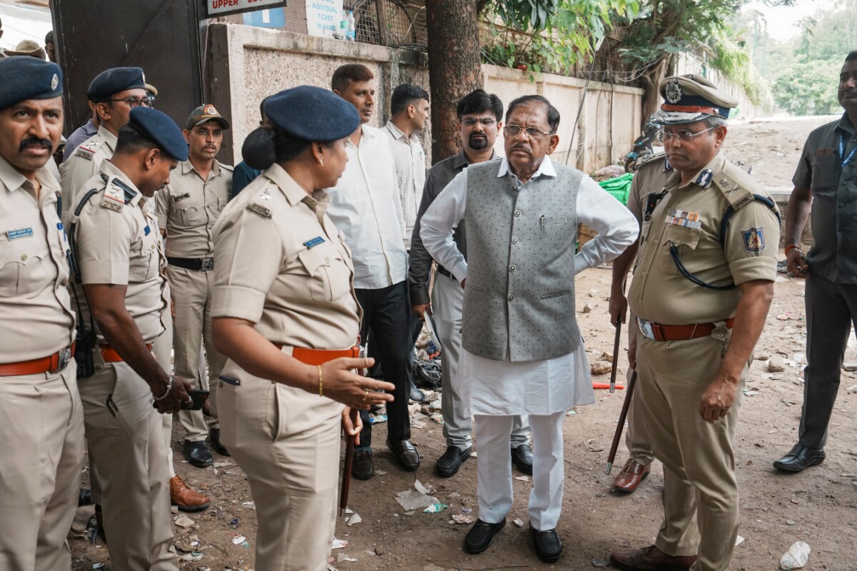 ‘Unprecedented, Unjust’: Retired IPS Officers Demand Rollback Of Bengaluru Senior Cops’ Suspension