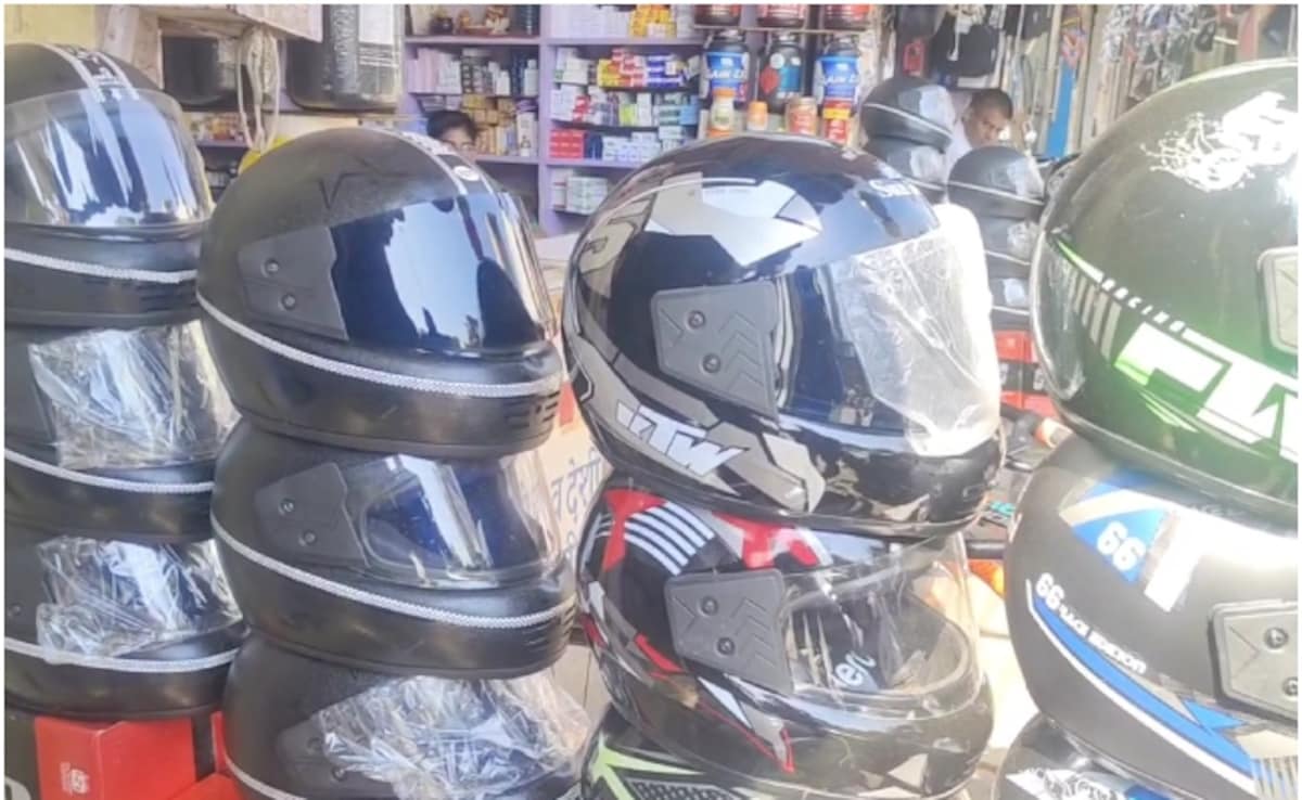 Government Proposes To Make Two Helmets Mandatory For New 2-Wheelers