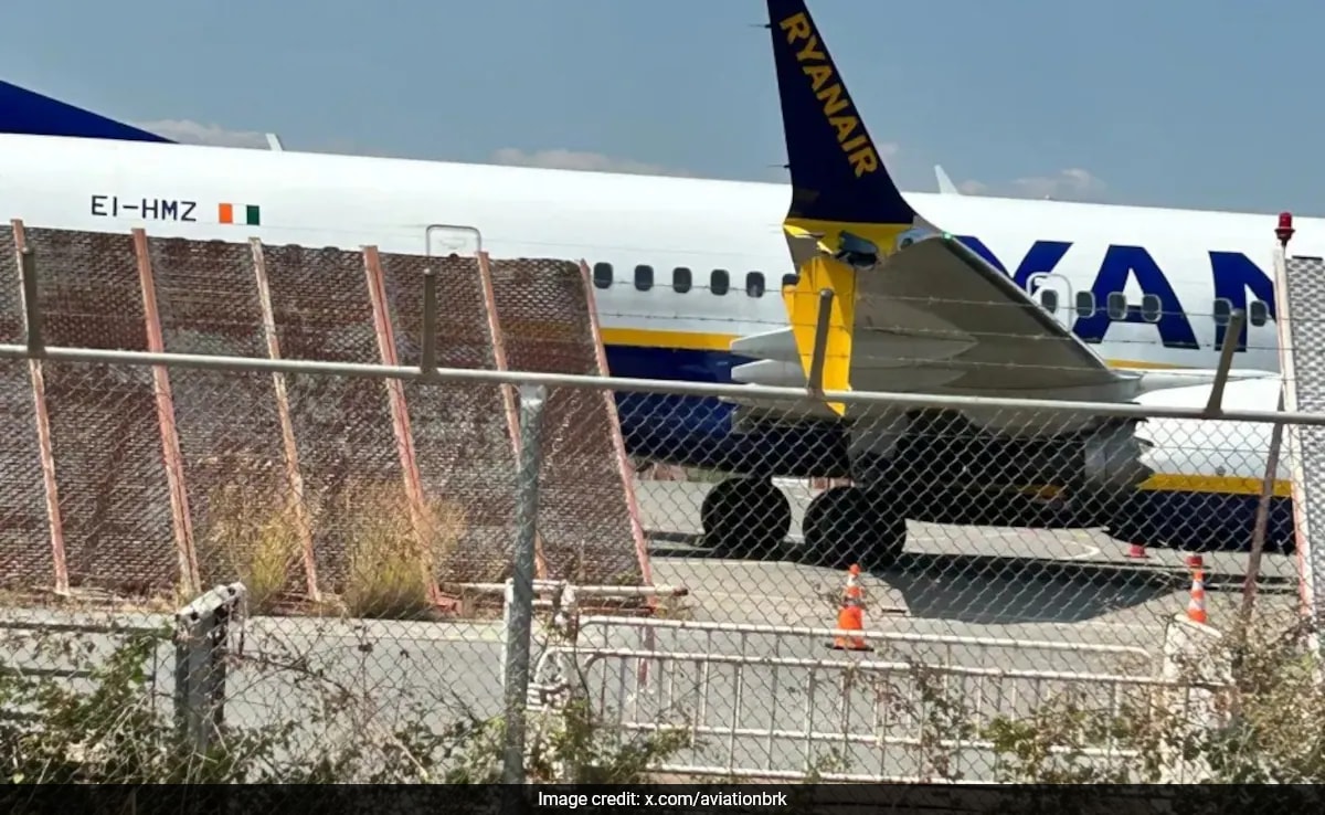 Ryanair’s Boeing 737 Crashes Into Runway Barrier In Greece, Wing Damaged
