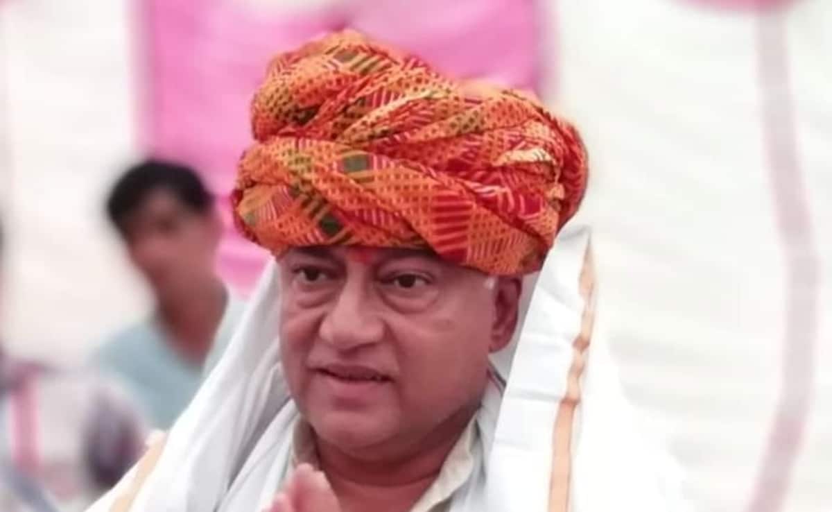 Congress Expels Digvijaya Singh’s Brother For Remarks On Rahul Gandhi