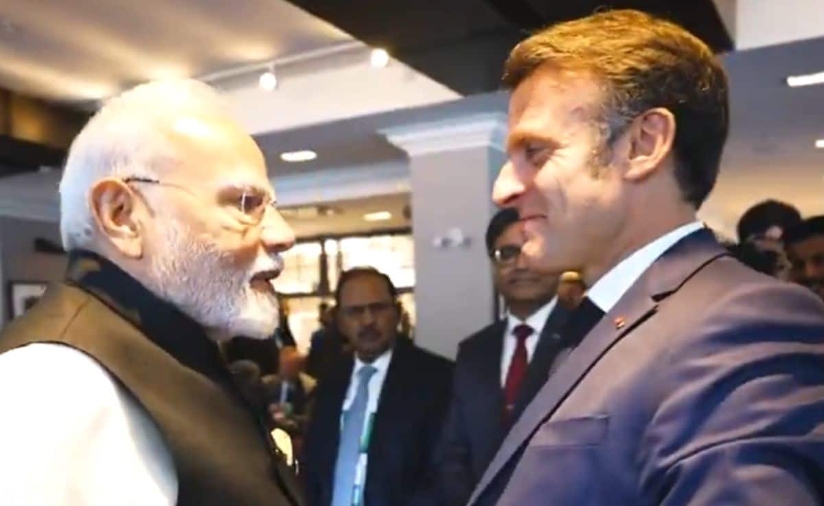 Macron Shares PM Modi’s “Fighting On Twitter” Viral Joke
