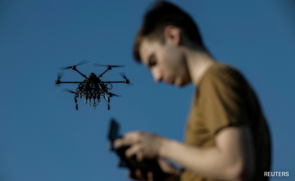 Britain To Deliver 100,000 Drones To Ukraine By April 2026 Amid Russia War