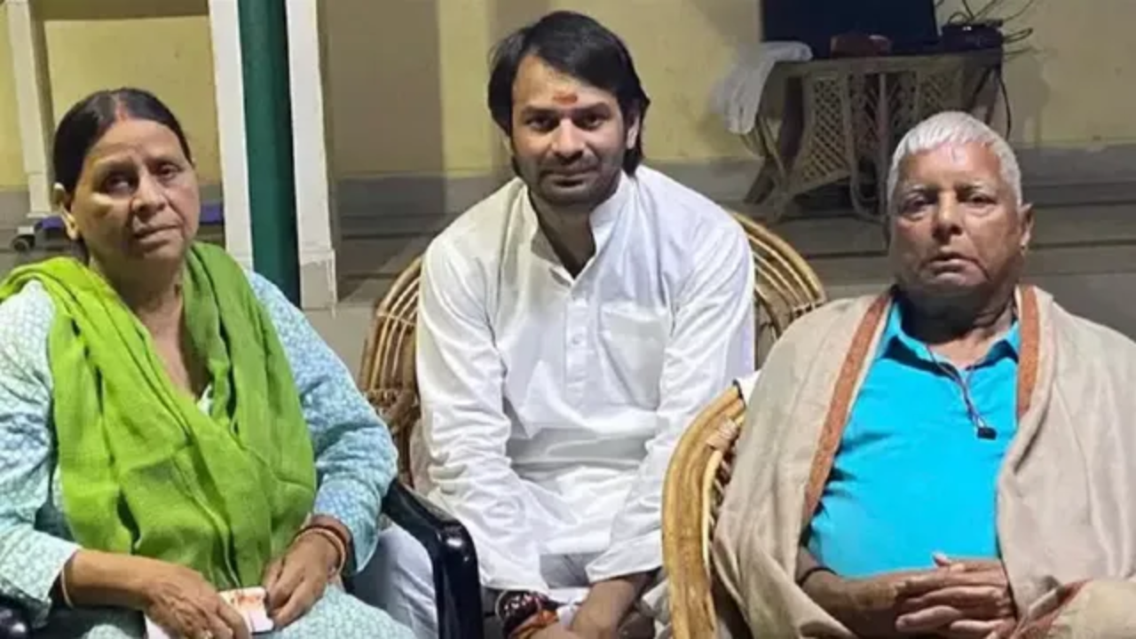 ‘Dear mom & dad … ‘: Tej Pratap pleads for love, blames ‘greedy people’ for rift with family
