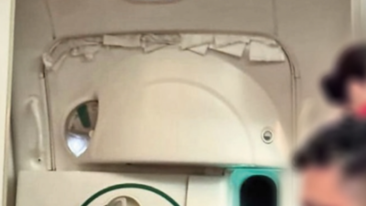 ‘Hissing door mid-air’: AI flight to Hong Kong spooks flyers; crew use napkins to ‘fix’ issue