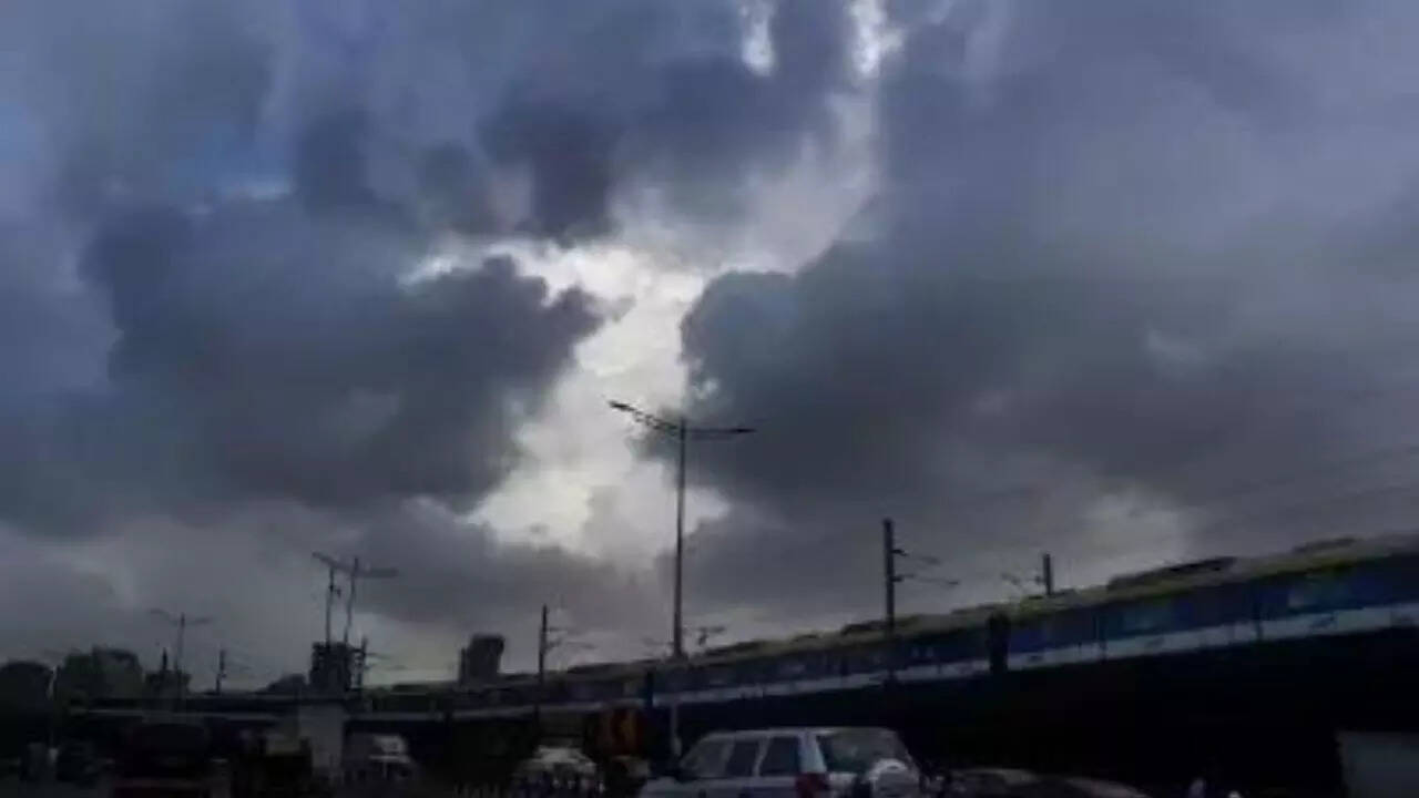 Monsoon to hit Delhi in 2 days; rain, storms expected; yellow alert issued till Tuesday