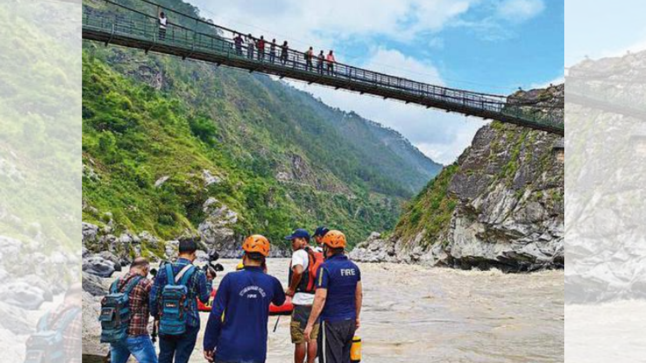 Orphaned in bus crash, 10-year-old asks God, ‘what was our fault?’