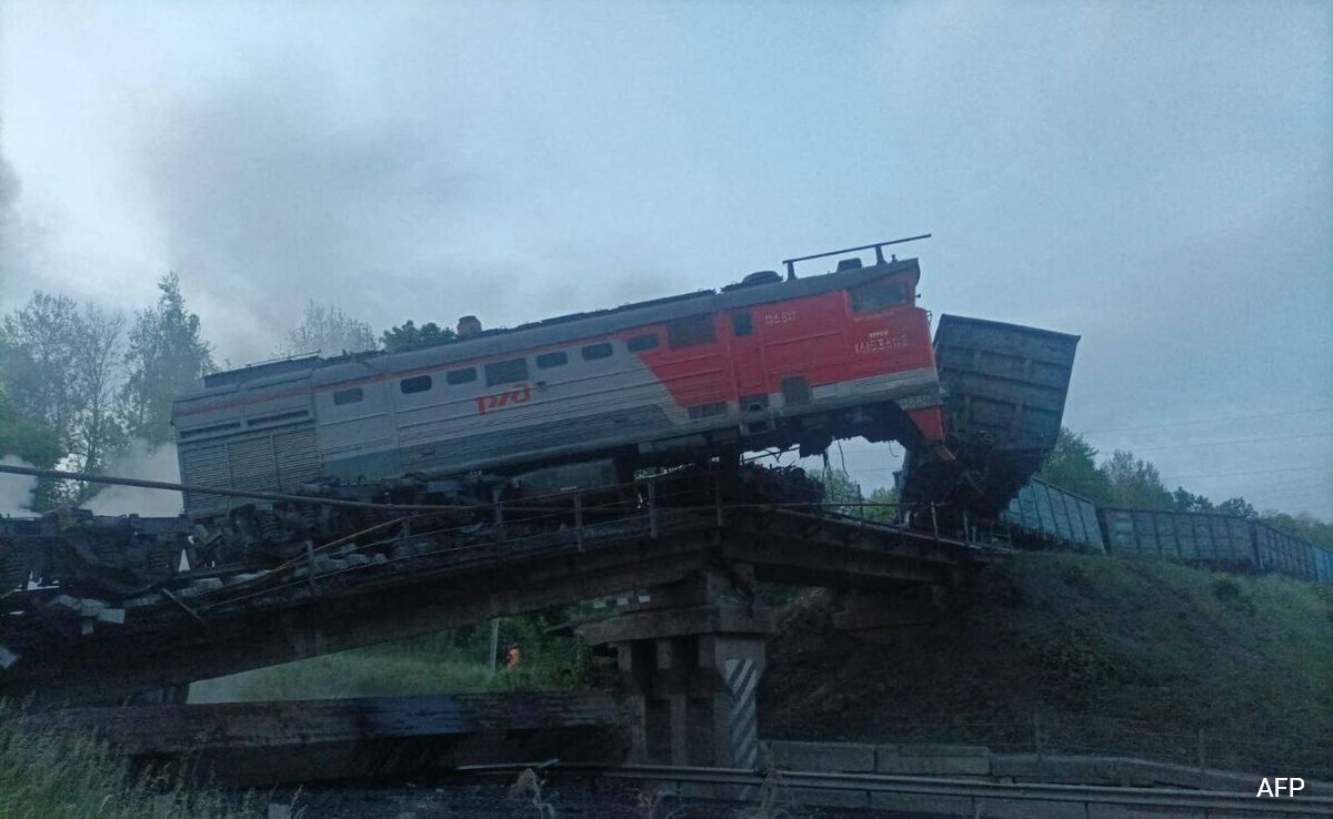 Russia Says “Explosions” Caused 2 Deadly Bridge Collapses in 24 Hours
