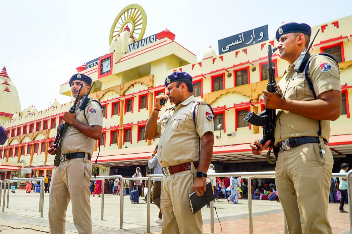Lucknow Constable Assaulted Inside Station, FIR Names ADG’s Son; Police Accused Of Cover-Up