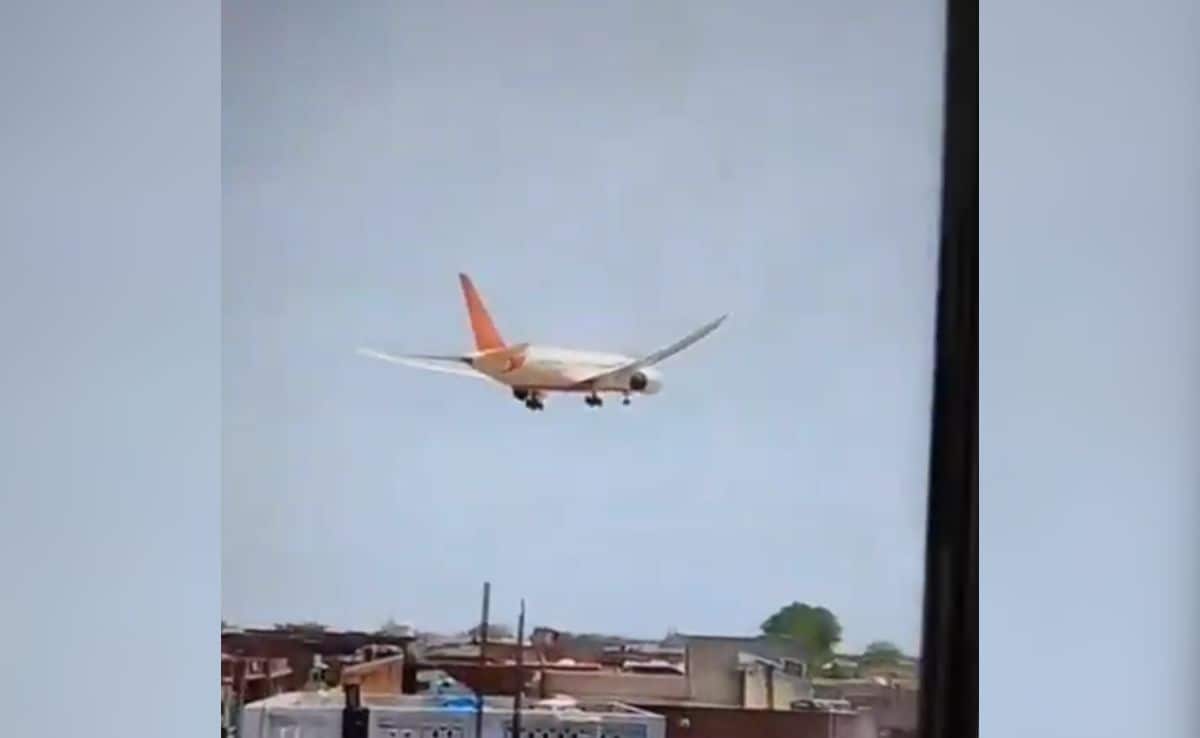 Air India Changes Profile Picture After Flight With 242 On Board Crashes