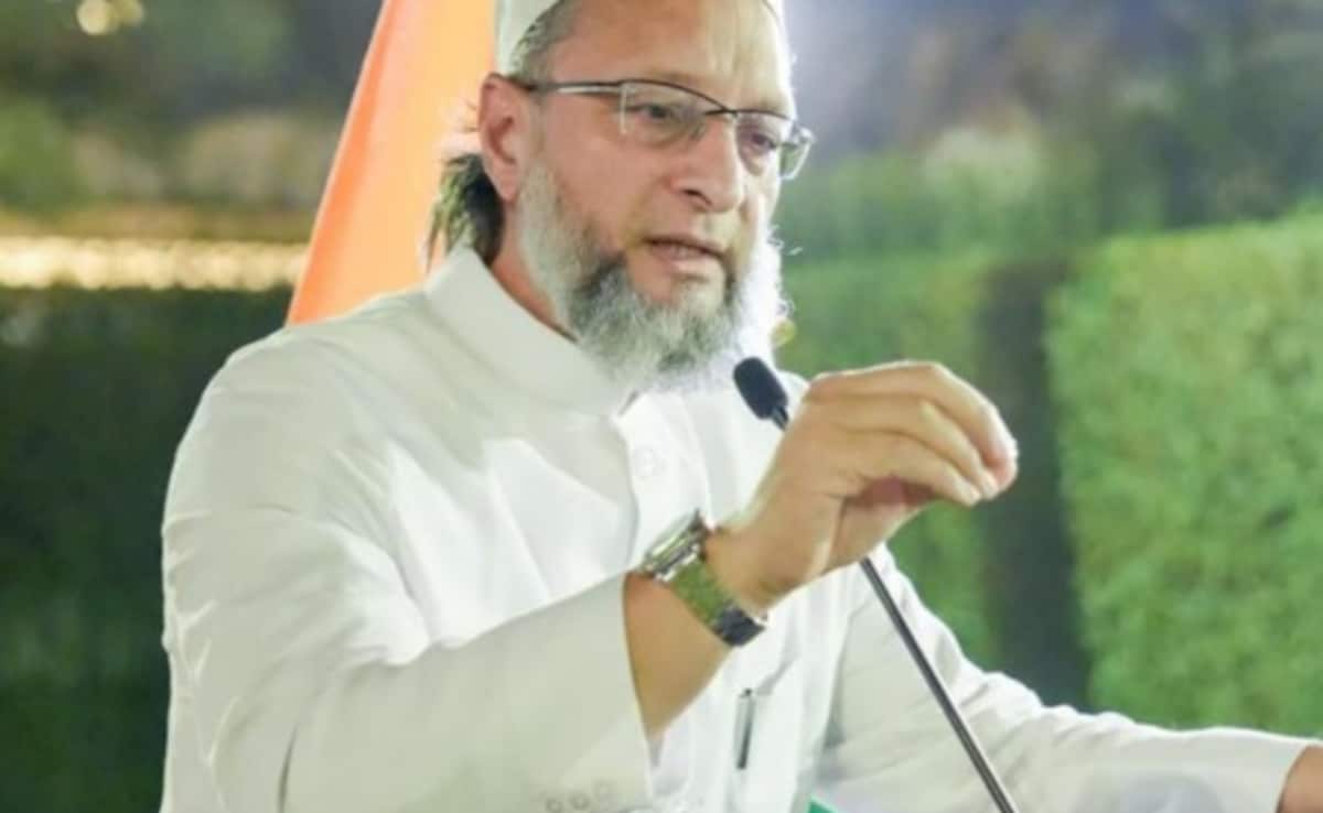 A Owaisi’s AIMIM Seeks Entry Into Bihar Grand Alliance, Writes To Lalu Yadav