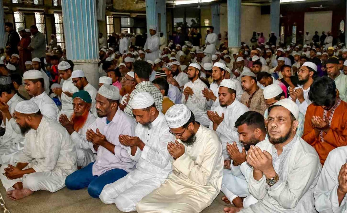 Special Prayers Held For Victims As Bangladesh Jet Crash Toll Rises To 32