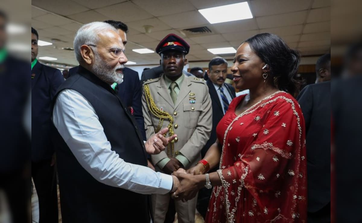 Ghanaian MPs Wore Indian Attire During PM Modi’s Parliament Address