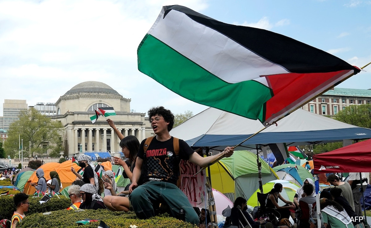 Columbia Punishes 80 Students Over Anti-Israel Protests
