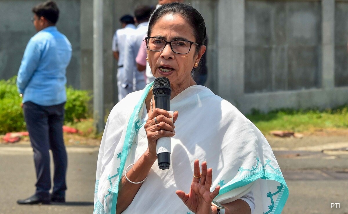 “Come Back”: Mamata Banerjee Says Bengalis Facing Atrocities Outside State