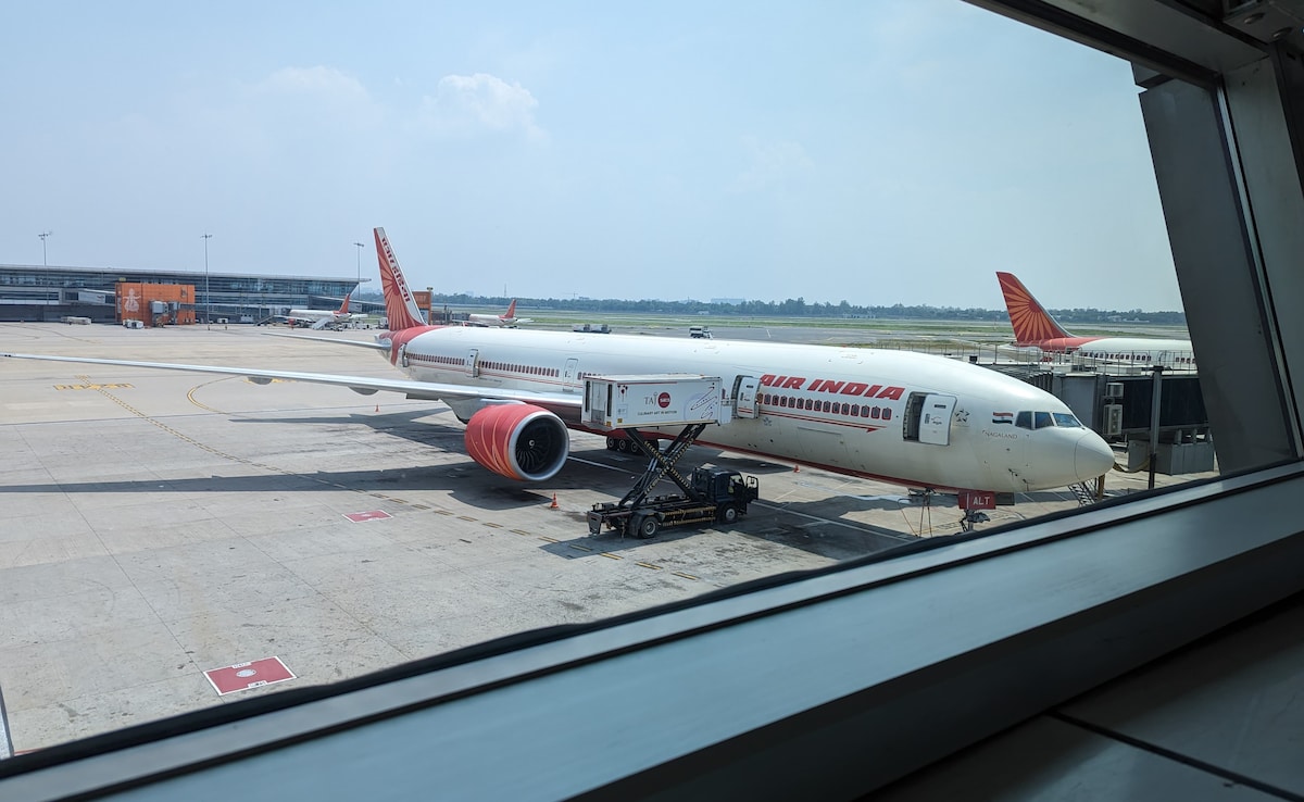 Air India Delhi-Vienna Flight Plunged 900 Feet Mid-Air, Days After Ahmedabad Crash