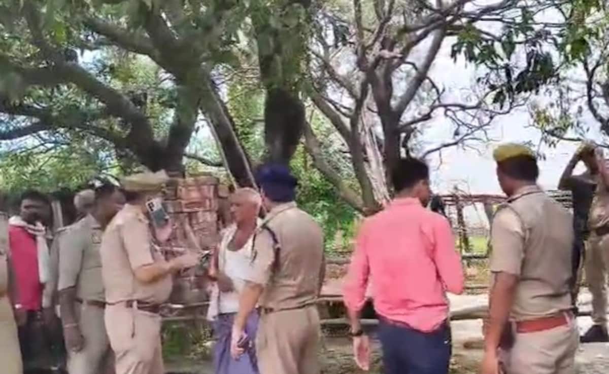 UP Man Hacks Parents, Sister With Axe In Triple Murder Shocker