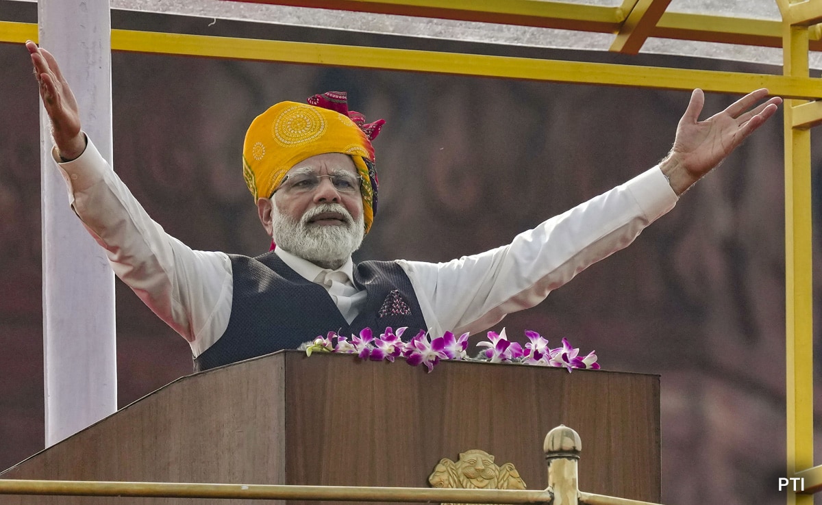 Narendra Modi Becomes 2nd Longest Serving PM, Breaks Indira Gandhi’s Record