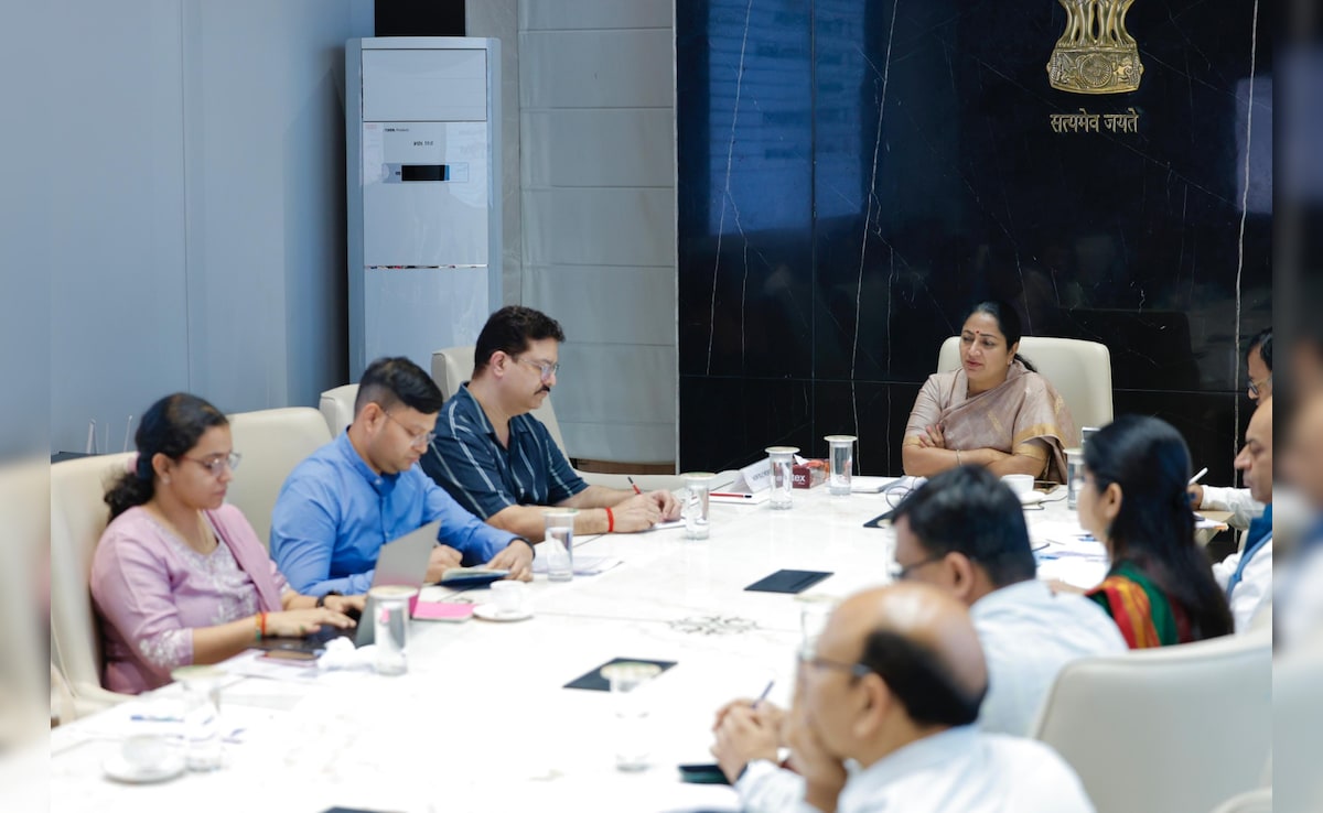 Delhi To Step-Up Measures To Tackle Dengue, Start Fogging Early