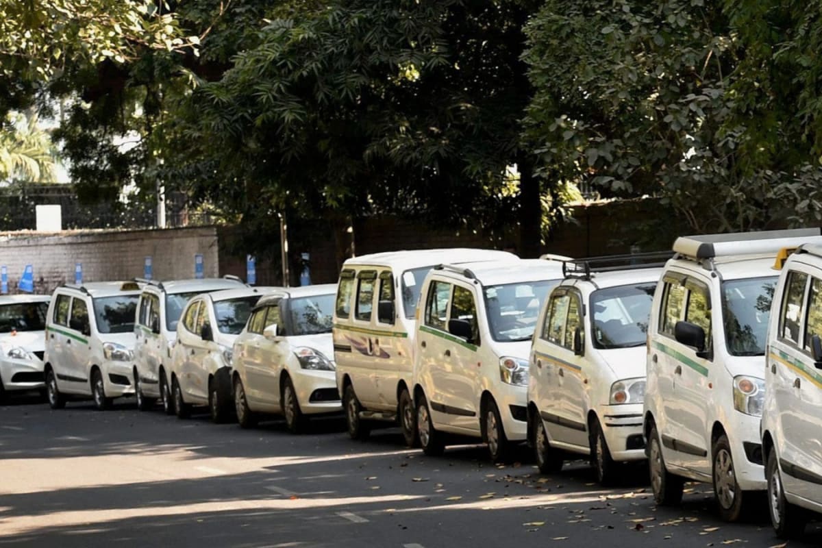 Ola, Uber Can’t Run Cars More Than 8 Years Old As Centre Caps Vehicle Age For Cab Aggregators