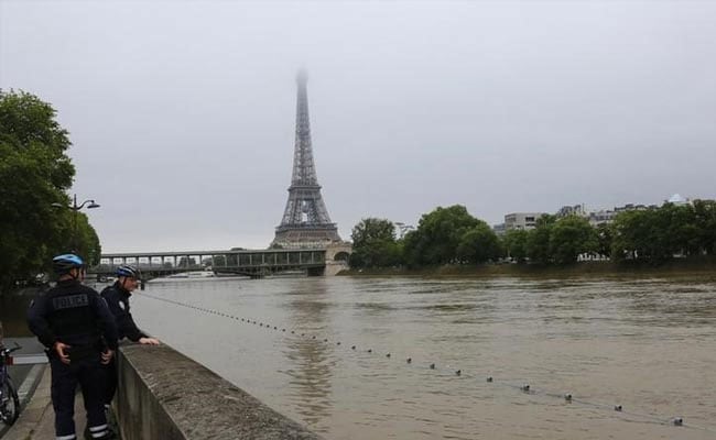 Paris Opens River Seine For Public Swimming For First Time Since 1923