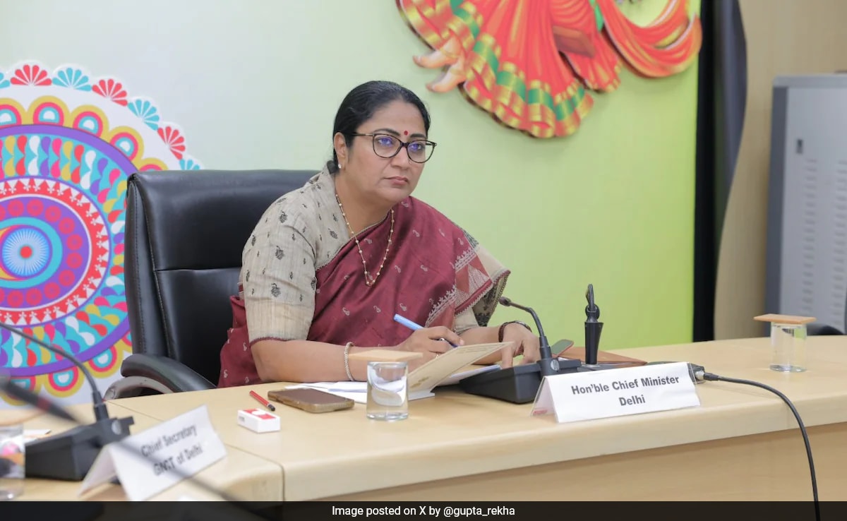 Delhi Announces ‘Freedom From Garbage’ Campaign For Cleanest Constituency